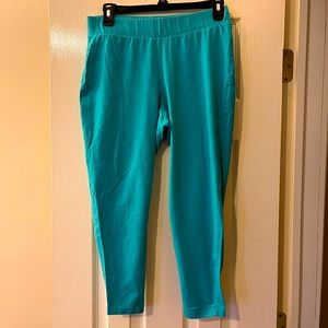 TORRID Capri leggings - ONLY WORE ONCE!!